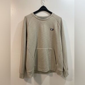 Men’s Nike sweatshirt in size Large